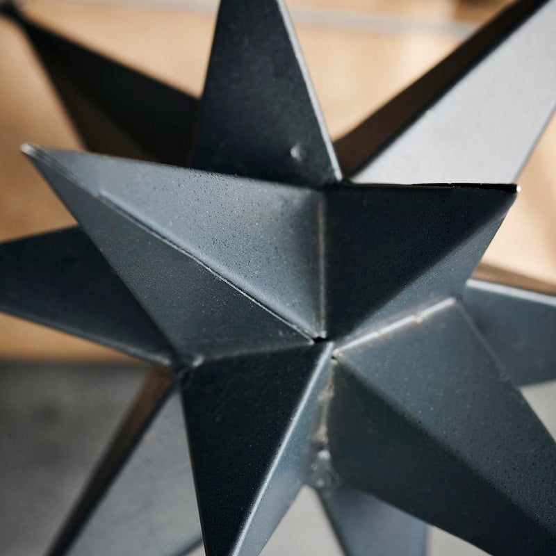 Star 3 Dimensional black small