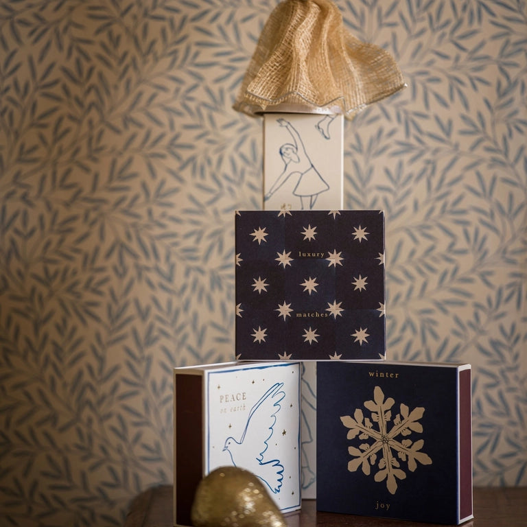Archivist Winter Joy Tulitikut